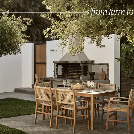 Cicada Exclusive Villa, A Sea View Gem, By Thinkvilla Vila